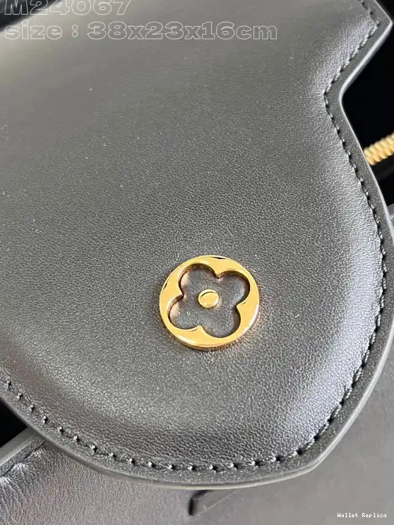 Cheap GM Souple-38*23*16CM LOUIS VUITTON Capucines 0524